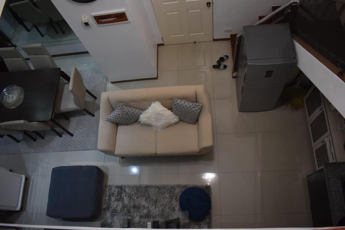 Affordable Makati Apt Manila Exterior foto
