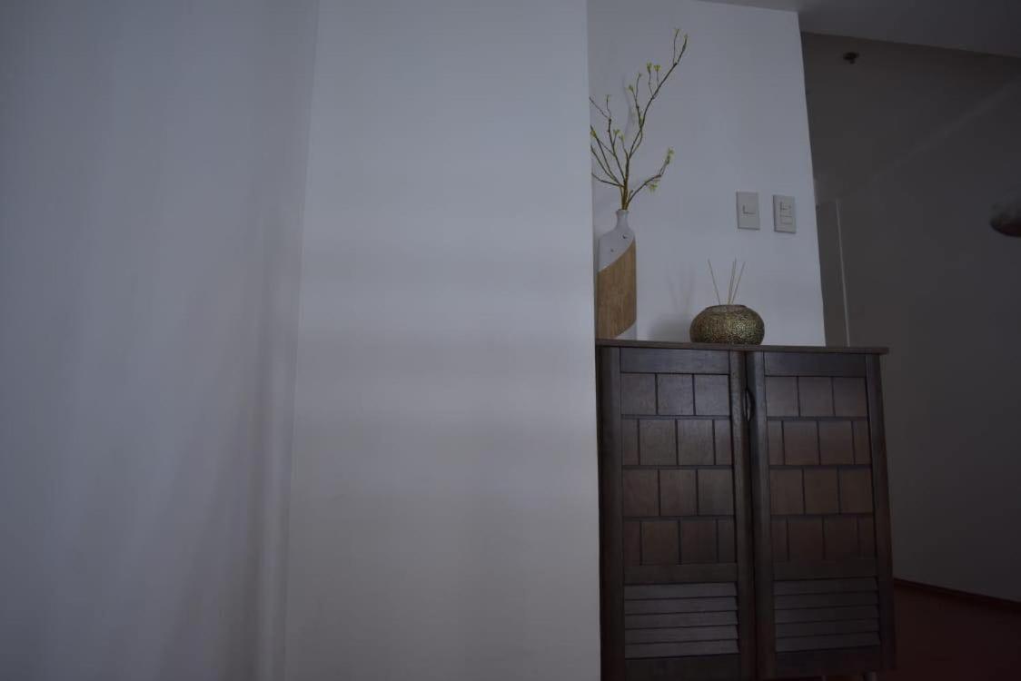 Affordable Makati Apt Manila Exterior foto